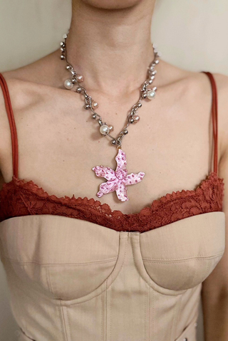 FAY/DEW  SELECT Pink Star Flower Necklace