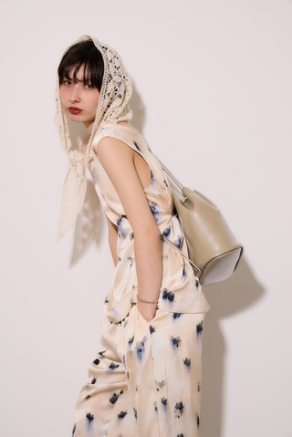multi body bag《light beige》